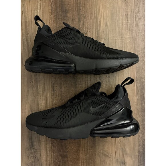 Nike Air Max 270 Women Size 7.5 Triple Black Running Shoes AH6789-006 New